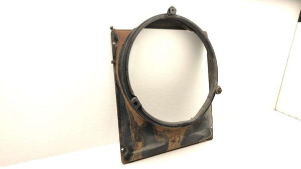 1992-1998 Isuzu Npr Radiator Cooling Fan Shroud Oem Plastic Housing 4Bd2 3.9L — photo 1