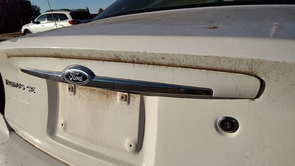 00-03 Ford Taurus License Plate Trim Surround Panel Oem Tail Trunk Finish White — photo 2