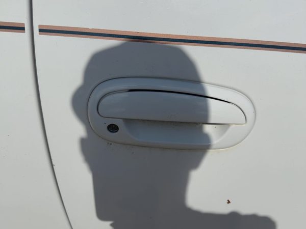 1997-2004 Ford F150 Passenger Right Front Outside Door Handle Oem White Yz — photo 3