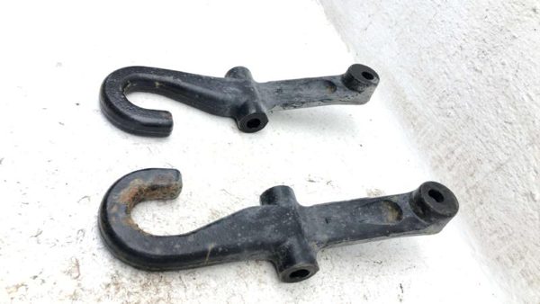 1999-2007 Sierra 2500 Hd Tow Hook Pair Set Oem 8.1L 15020940 15020941 — photo 3