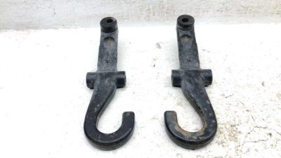 1999-2007 Sierra 2500 Hd Tow Hook Pair Set Oem 8.1L 15020940 15020941