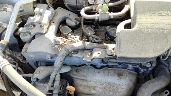 2013 Nissan Rogue Valve Cover 2.5L — photo 2