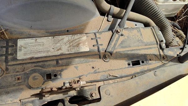 80-84 Cadillac Deville Top Plastic Cover Above Radiator Support Sight Shield Oem — photo 3