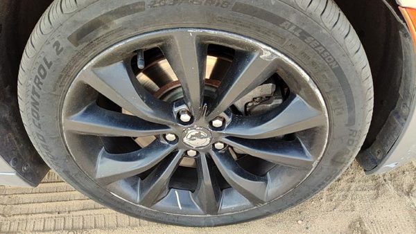 2015-2017 Chrysler 200 18' Aluminum Wheel Oem Factory Rim 18X8 Wpd #1 1Wm46dd5aa — photo 2