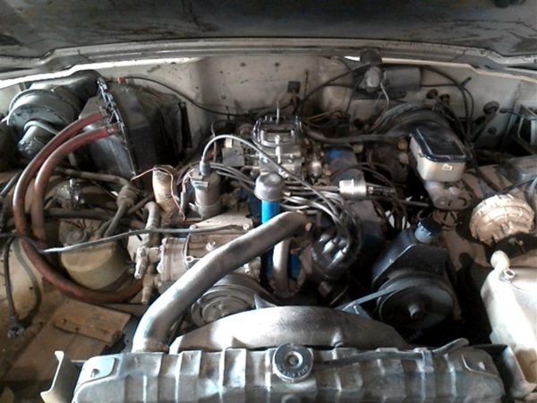 1985 Jeep Grand — vehicle photo 2