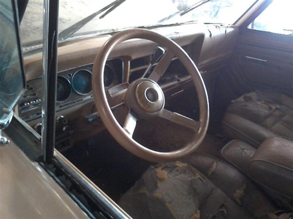 1985 Jeep Grand — vehicle photo 6