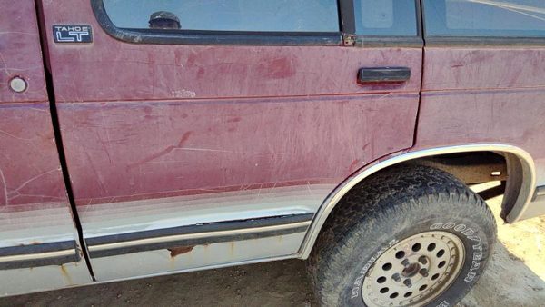 1993 Chevrolet S10 Blazer Rear Door LH Red — photo 5
