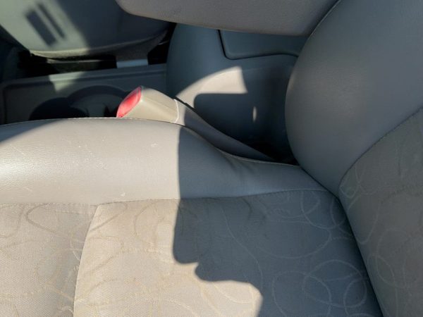 04-05 Vue Redline Driver Left Front Seat Belt Buckle Receiver Oem Gray 17D — photo 2
