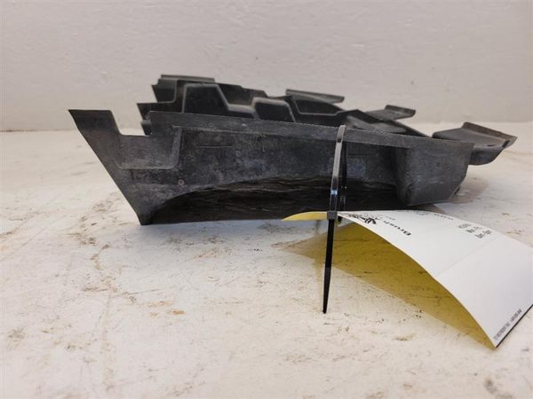 2016 Ram 1500 Grille LH Air Bracket Only — photo 8