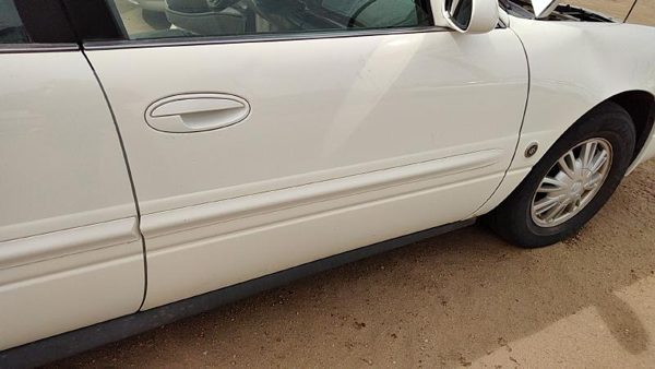 2004 Buick LeSabre Front Door RH White 40U — photo 6