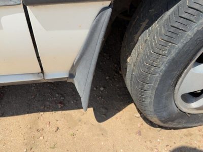 1988-1989 Honda Accord LX Sedan Passenger Right Front Fender Mudflap OEM