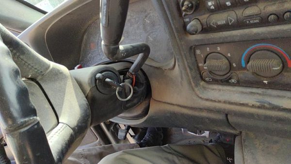 2001 Gmc Sierra 2500 Steering Column Assembly Oem 26094443 — photo 2