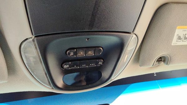04-07 Caravan Center Overhead Console Dome Light Map Lamp Cubby Slate Gray D5 — photo 3