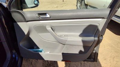 2006 Vw Jetta Passenger Right Front Inside Door Trim Panel Only Oem Gray