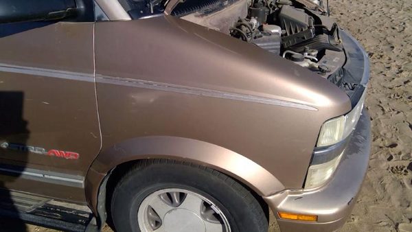 1995 Chevy Astro Fender RH Brown — photo 3