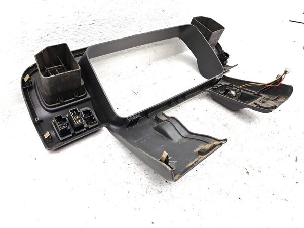 1994-2004 Isuzu Npr Trim Bezel Around Speedometer Oem Dash Surround Panel Gray — photo 15