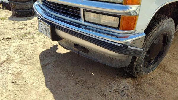 1988-1999 Chevy Silverado 1500 Front Bumper With Brackets Assembly Oem 15574111 — photo 2
