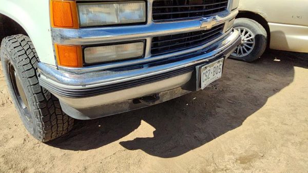 1988-1999 Chevy Silverado 1500 Front Bumper With Brackets Assembly Oem 15574111 — photo 6