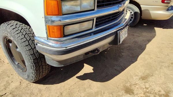 1988-1999 Chevy Silverado 1500 Front Bumper With Brackets Assembly Oem 15574111 — photo 7