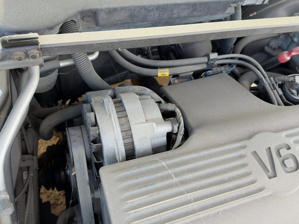 1996-1999 Pontiac Bonneville Alternator 3.8L 19152123 — photo 2