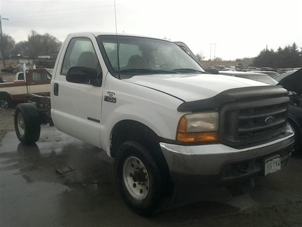 2000 Ford F250 — vehicle photo 2