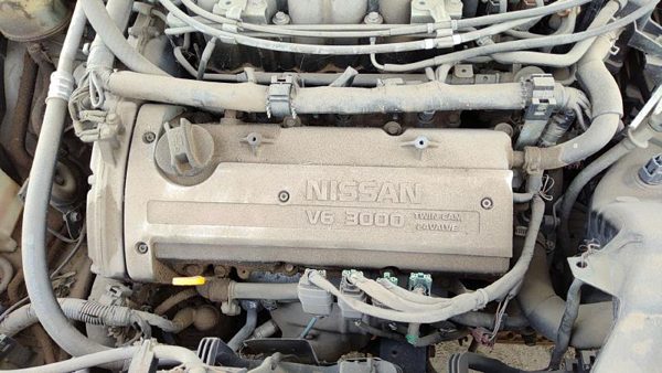 2000-2001 Nissan Maxima Front Valve Cover Oem 3.0L 132642Y01B — photo 2