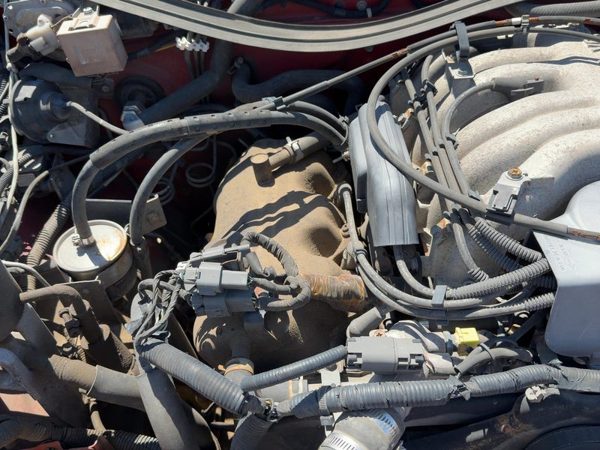 1994 Nissan Pathfinder Passenger Right Cylinder Head Assembly 3.0L SOHC OEM — photo 2