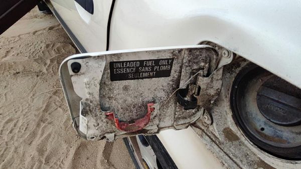 1991-1996 Infinity G20 Fuel Tank Door With Hinge Gas Lid Oem Filler White — photo 3