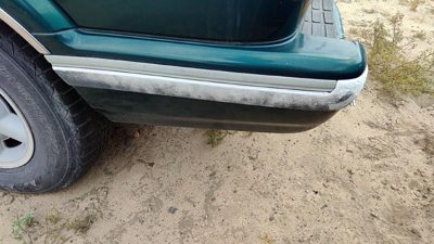 1995-1997 S10 Blazer Driver Left Rear Moulding Bumper End Cap Oem Green