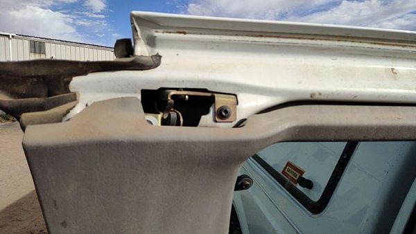 99-07 F250 Super Duty Passenger Right Rear Door Latch With Rods/Cables Oem Back — photo 1