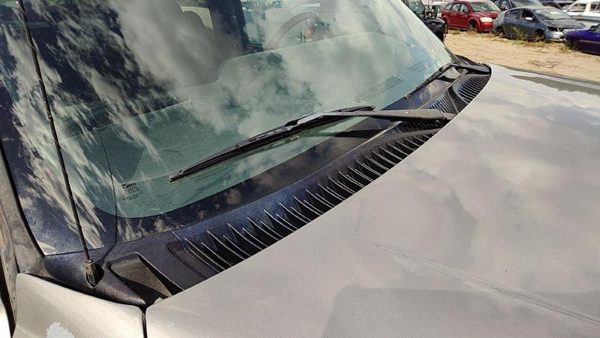 2001-2007 Sierra 2500 Hd Windshield Wiper Cowl Vent Trim Panel Oem Cover — photo 2