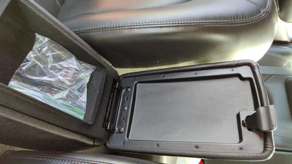 2006-2008 Buick Lucerne Center Console Lid Only Oem Arm Rest Fold Down Ebony 193 — photo 4