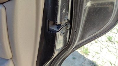 1997-2004 Buick Regal Passenger Right Rear Door Latch With Rods/Cables Oem Back
