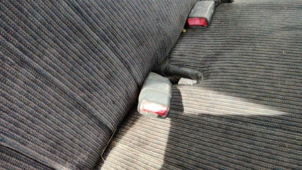 1999-03 S10 Pickup Passenger Right Front Seat Belt Buckle Receiver Oem Gray 12D — photo 2