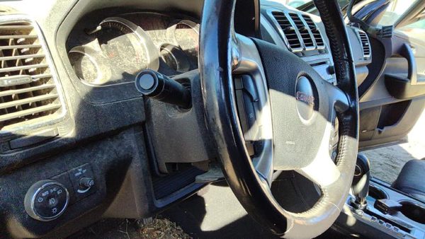 2009 GMC Acadia Steering Column Key 23301175 — photo 2