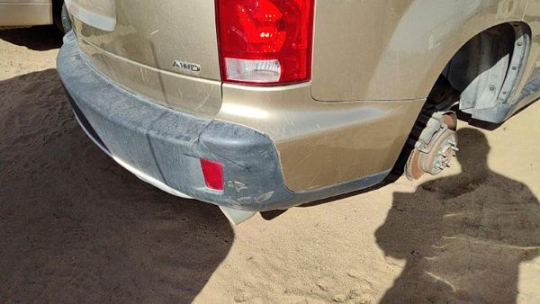2007-2008 Suzuki Grand Vitara Xl-7 Rear Bumper Cover Assembly Oem Back Gold — photo 3