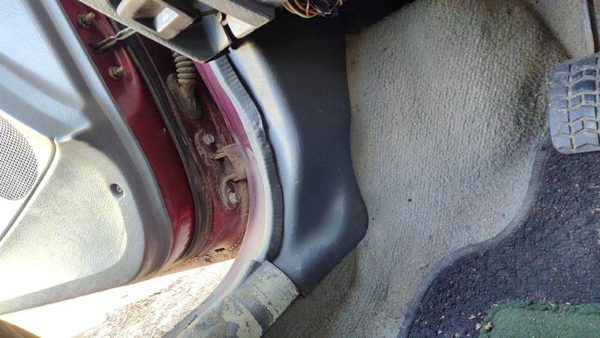 1994-1997 Ford Aspire Driver Left Lower Kick Trim Panel Oem Gray — photo 2