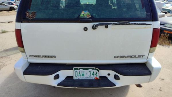 1999 Blazer S10/jimmy S15 Trunk/decklid/hatch/tailgate White 50U — photo 1