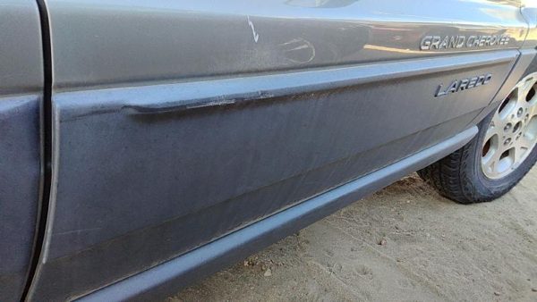 00-03 Jeep Grand Cherokee Passenger Right Front Moulding From Door Trim Strip — photo 5