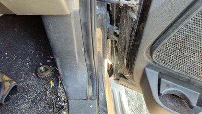 07-17 Ford Expedition Passenger Right Lower Kick Trim Panel Oem 1W Black/Camel
