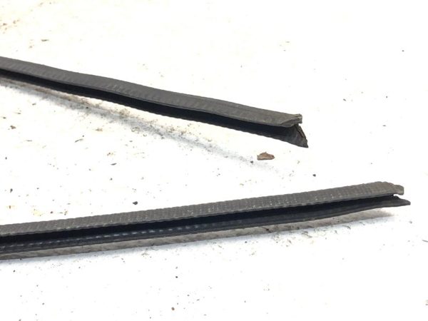 1971 Datsun Nissan 240Z Passenger Right Door Plastic Moulding Trim Strip Oem — photo 6