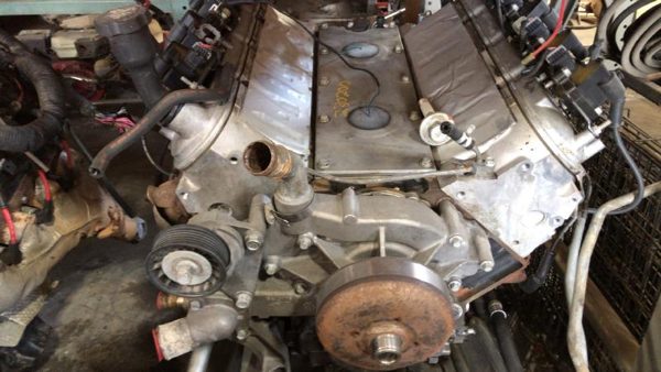 2003 Cadillac Escalade Engine Assembly/motor Core — photo 2