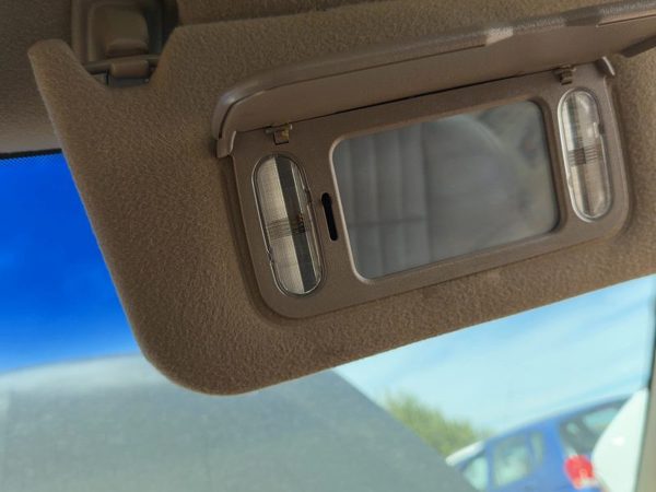 1999 Pontiac Bonneville Passenger Right Sun Visor Oem Tan — photo 4