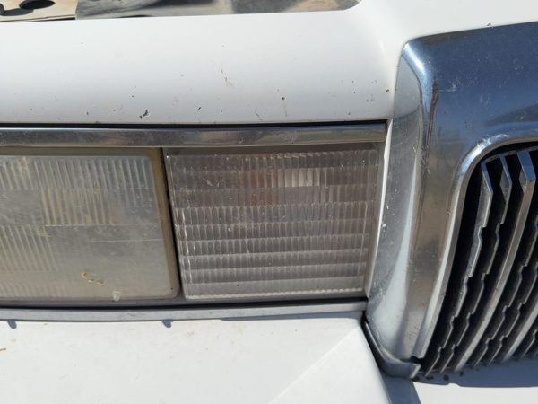 1994 Lincoln Town Car Fog/mark/park/turn Light/lamp RH — photo 3