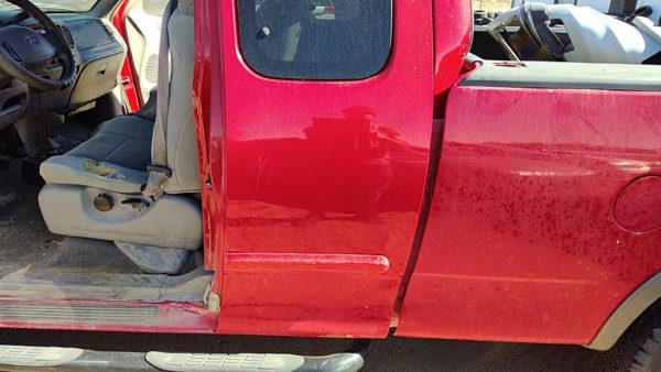 2003 Ford F-150 Rear Door LH Red E4 — photo 2