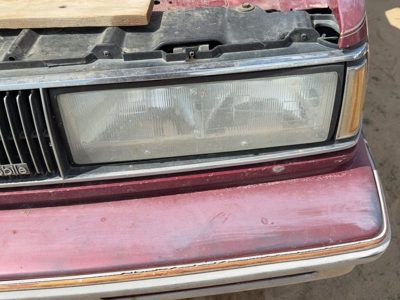 1987-1990 Olds 88 Driver Left Head Light Oem Front Lamp 22530640