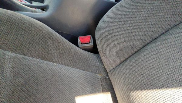 1994-1995 Honda Accord Driver Left Front Seat Belt Buckle Receiver Oem Gray — photo 3