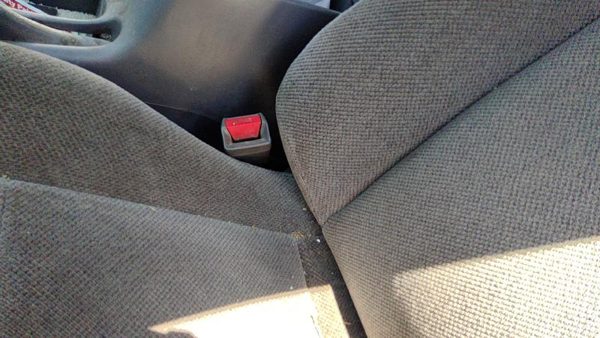 1994-1995 Honda Accord Driver Left Front Seat Belt Buckle Receiver Oem Gray — photo 4