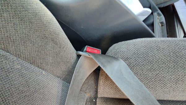 1994-1995 Honda Accord Driver Left Front Seat Belt Buckle Receiver Oem Gray — photo 5