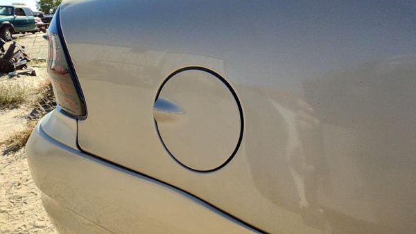 99-05 Grand Am Fuel Tank Door With Hinge Gas Lid Filler 33U Champagne Beige — photo 2